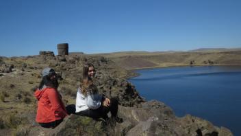 Jessica, Alex, and culpa overlooking the lake.