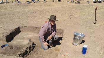 When we find stains, we expand the excavations as Ian is doing here. 